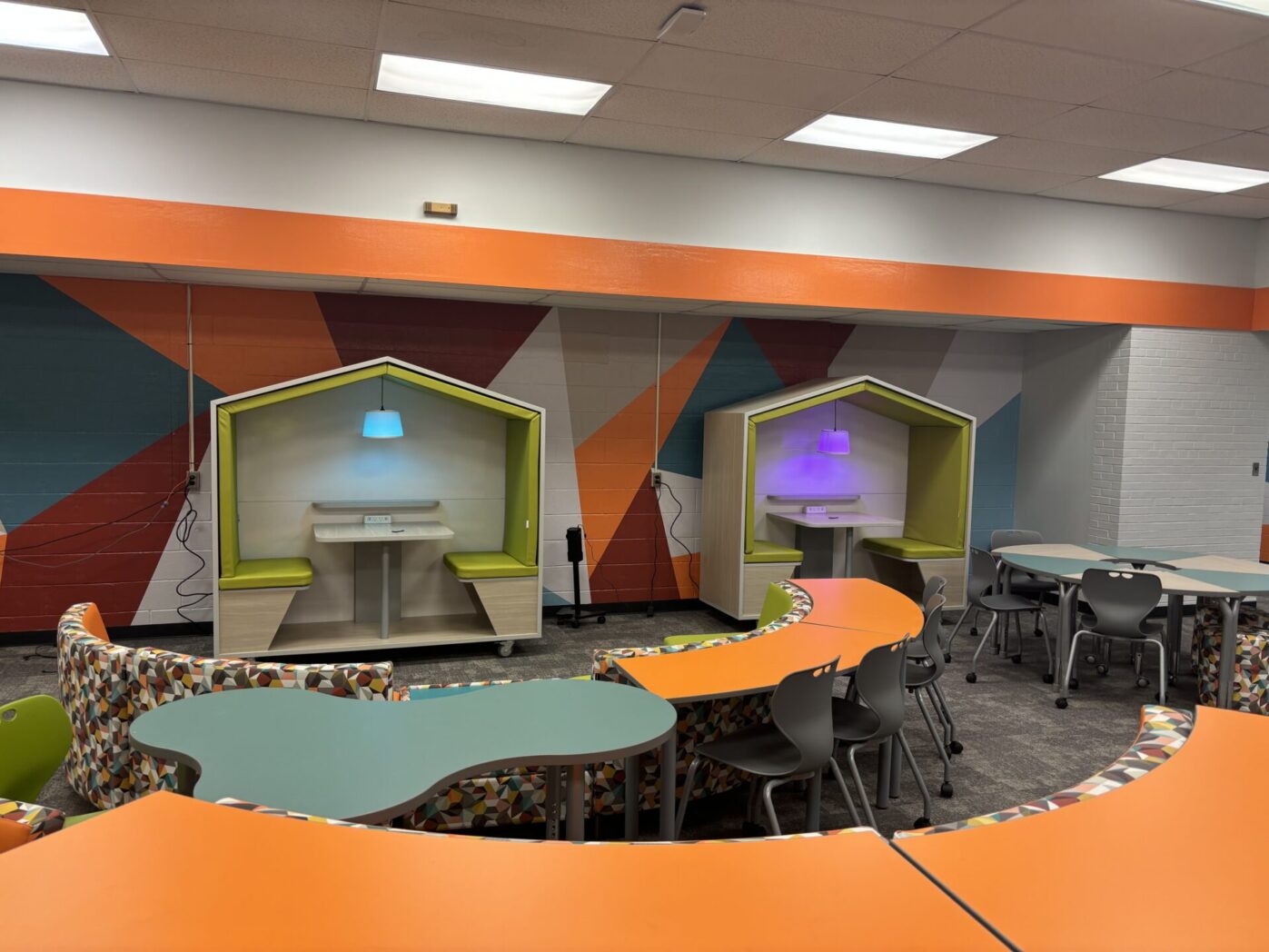 Nooks - MiEN Chameleon FFL AOTC PAL (1)